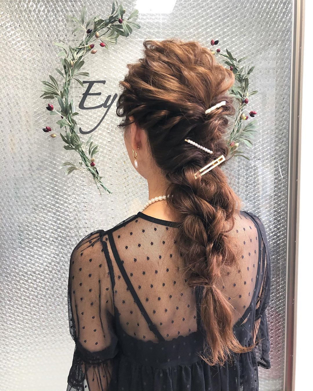 結婚式の髪型 ロング編 簡単可愛い お勧めヘアアレンジ10選をご紹介
